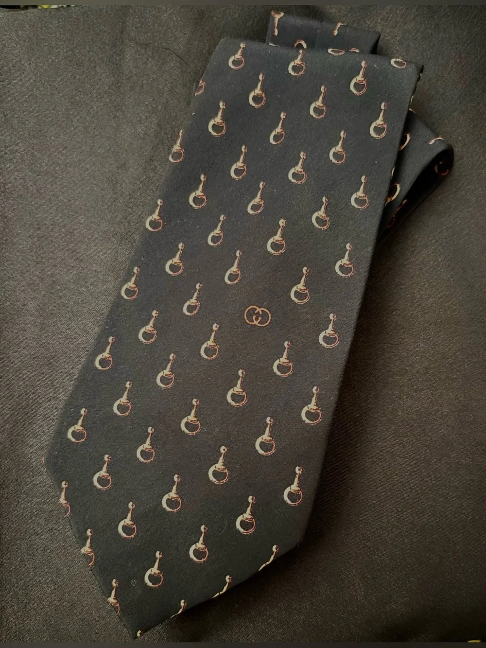 Gucci classic silk